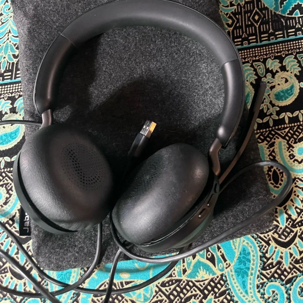 Jabra Evolve2 corded headset